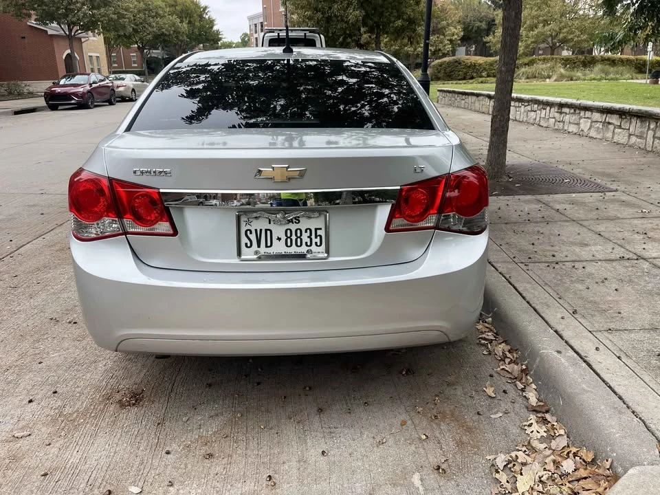 2014 Chevrolet Cruze - Image 2 of 4