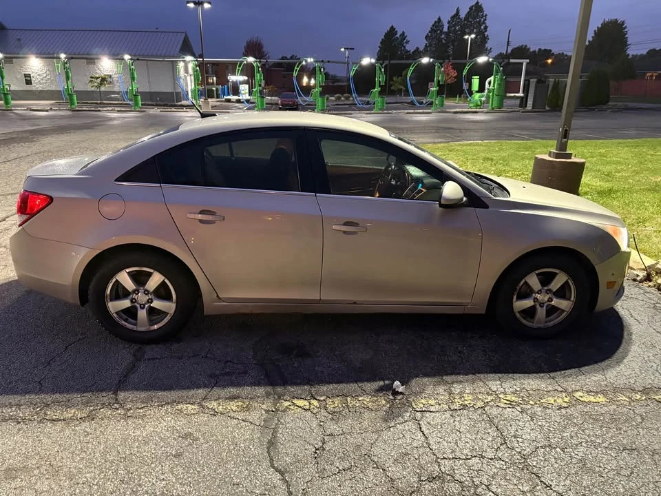 2014 Chevrolet Cruze - Image 4 of 7