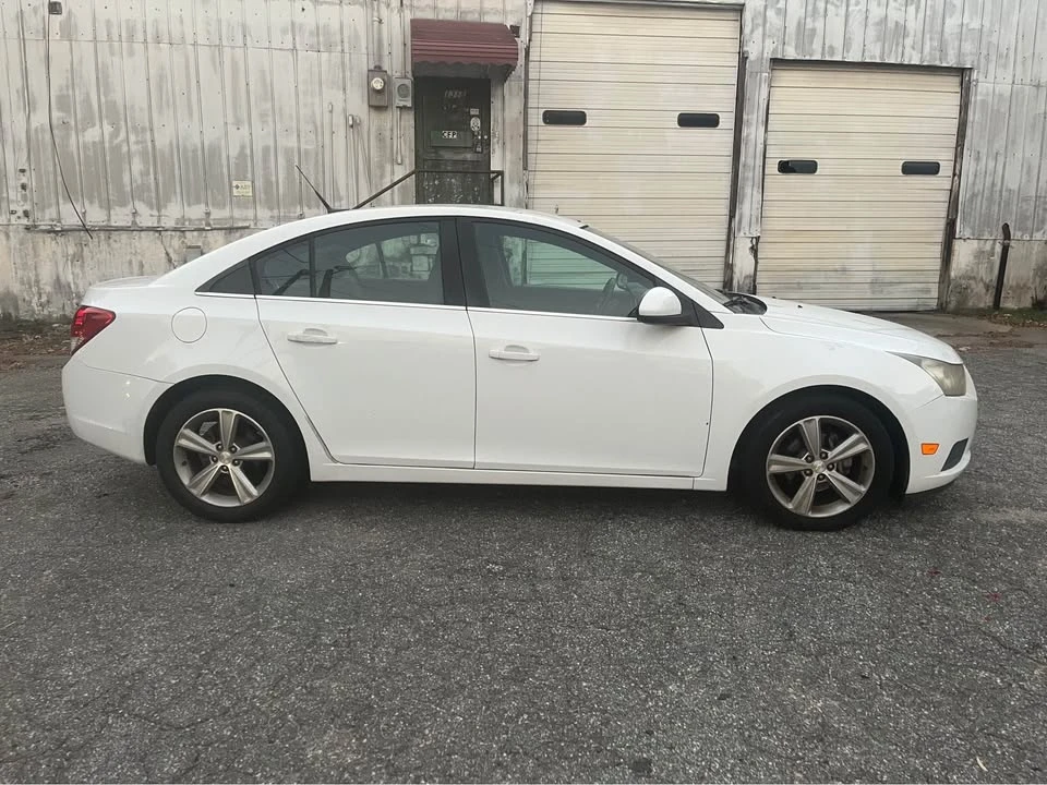 2014 Chevrolet Cruze - Image 5 of 10