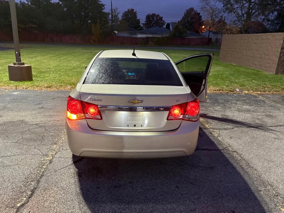 2014 Chevrolet Cruze - Image 2 of 7