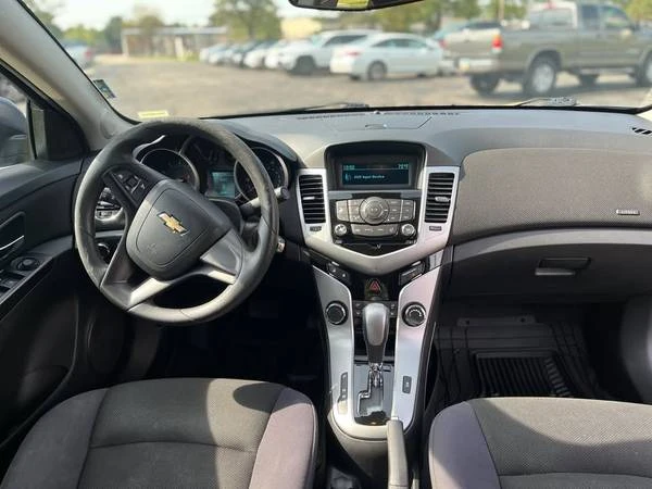 2014 Chevrolet Cruze - Image 6 of 9