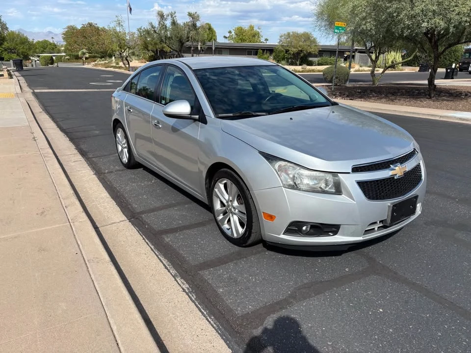 2014 Chevrolet Cruze - Image 2 of 8