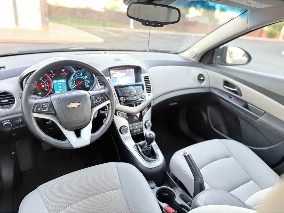 2014 Chevrolet Cruze - Image 8 of 11