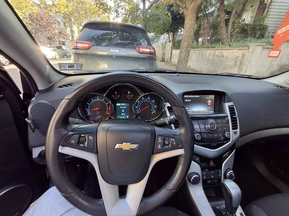 2014 Chevrolet Cruze - Image 5 of 8