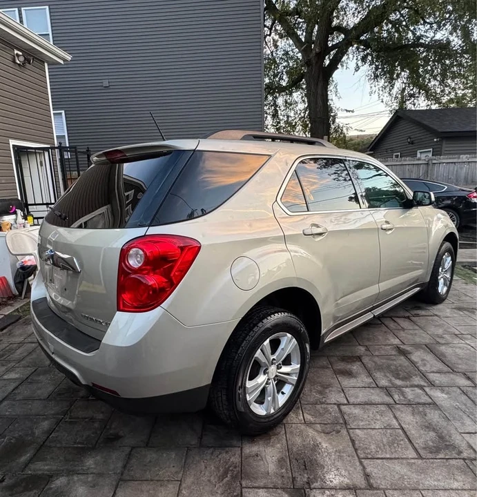 2014 Chevrolet Equinox - Image 4 of 10