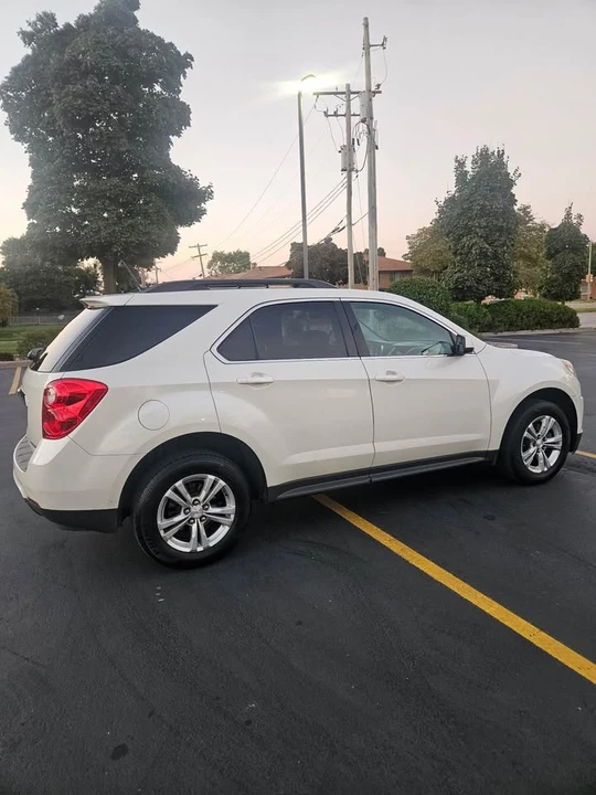 2014 Chevrolet Equinox - Image 2 of 10