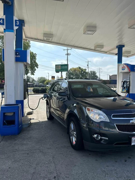 2014 Chevrolet Equinox - Image 2 of 5
