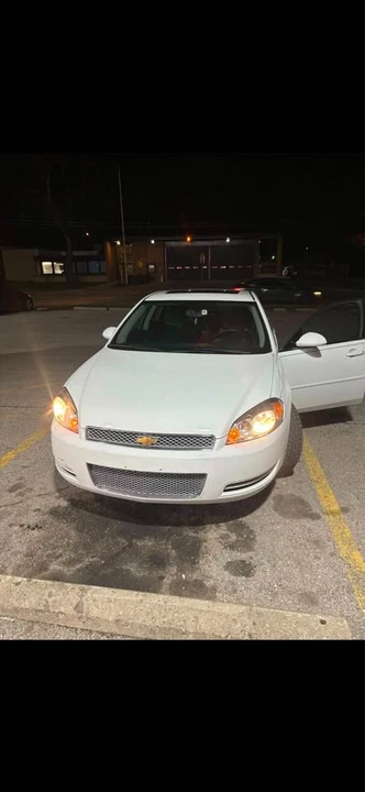 2014 Chevrolet SS - Image 2 of 4
