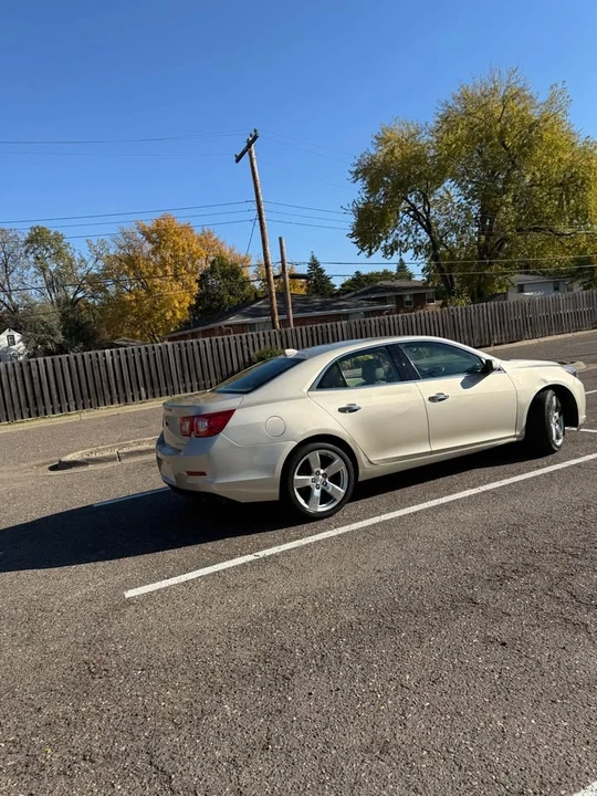 2014 Chevrolet Malibu - Image 4 of 12