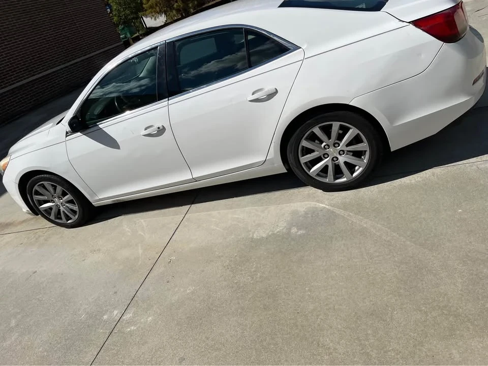 2014 Chevrolet Malibu - Image 8 of 14