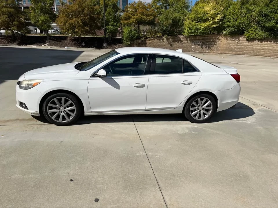 2014 Chevrolet Malibu - Image 9 of 14