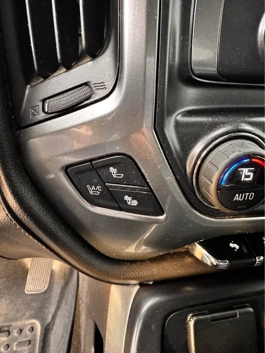 2014 Chevrolet Silverado 3rd Gen - Image 12 of 16