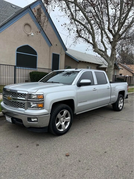 2014 Chevrolet Silverado 2nd Gen - Image 2 of 9