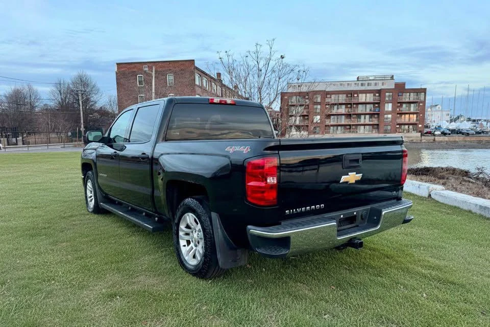 2014 Chevrolet Silverado 3rd Gen - Image 5 of 13