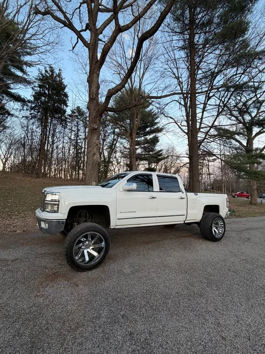 2014 Chevrolet Silverado 3rd Gen - Image 2 of 14