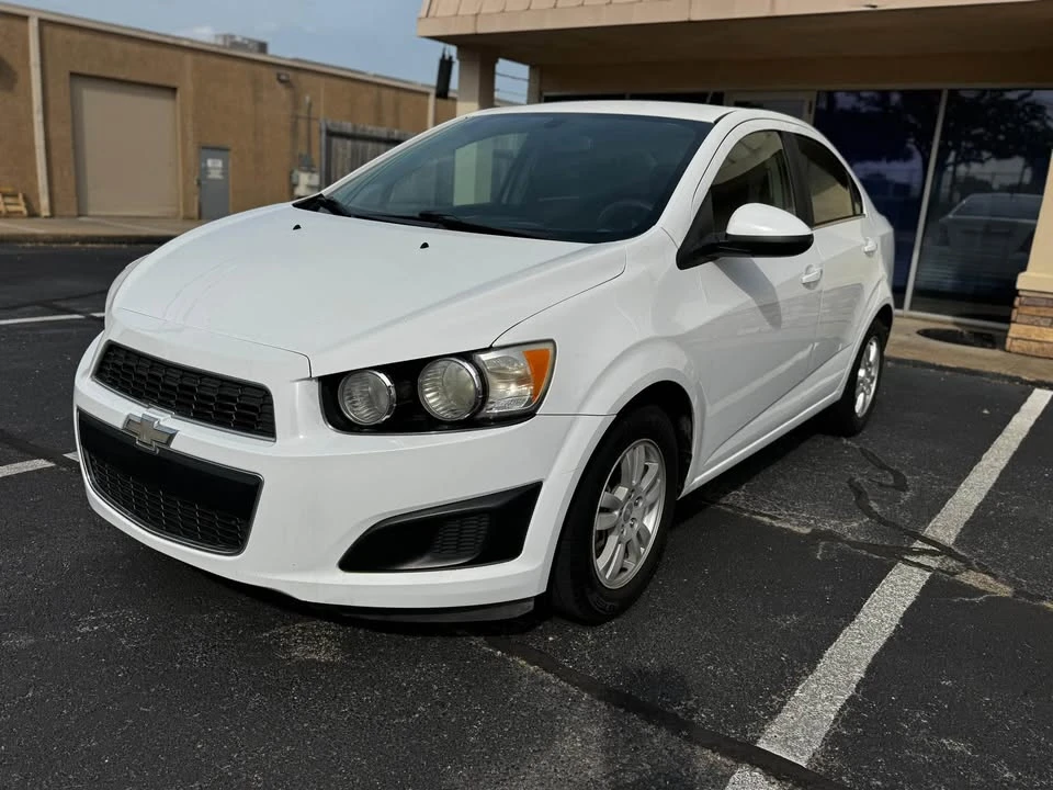 2014 Chevrolet Aveo/Sonic - Image 9 of 18