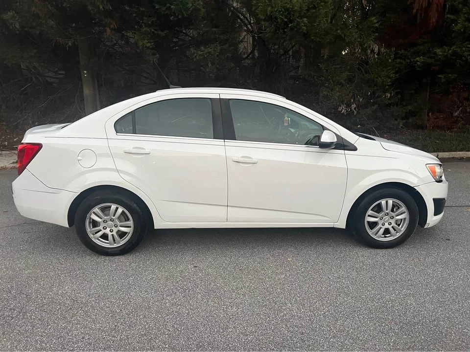2014 Chevrolet Aveo/Sonic - Image 13 of 14