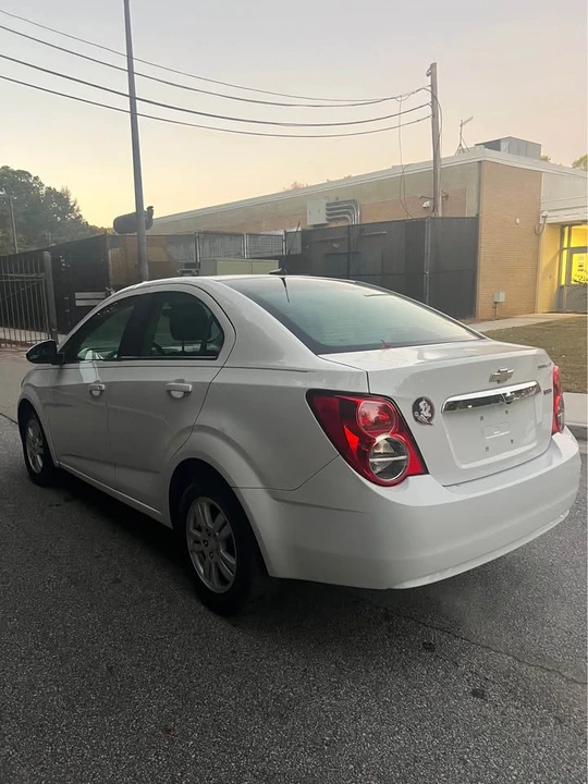 2014 Chevrolet Aveo/Sonic - Image 9 of 14