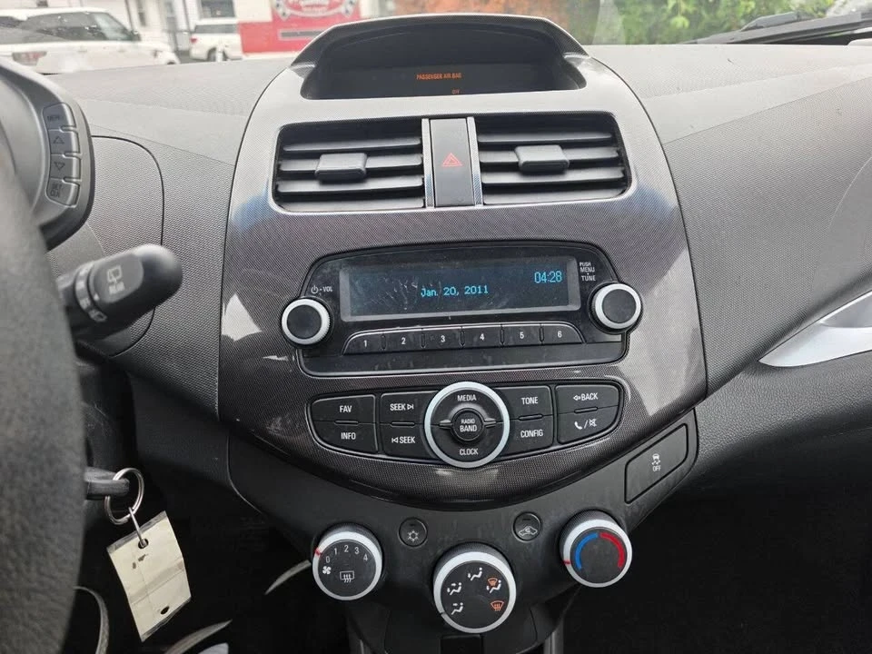 2014 Chevrolet Spark - Image 13 of 18