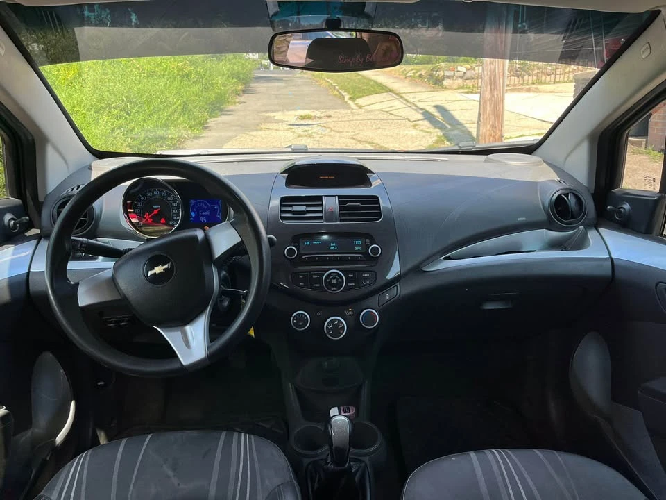 2014 Chevrolet Spark - Image 11 of 12