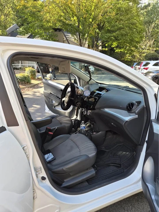 2014 Chevrolet Spark - Image 5 of 9