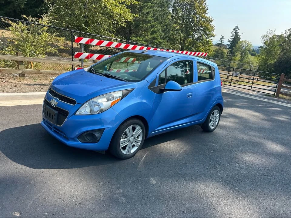 2014 Chevrolet Spark - Image 2 of 15