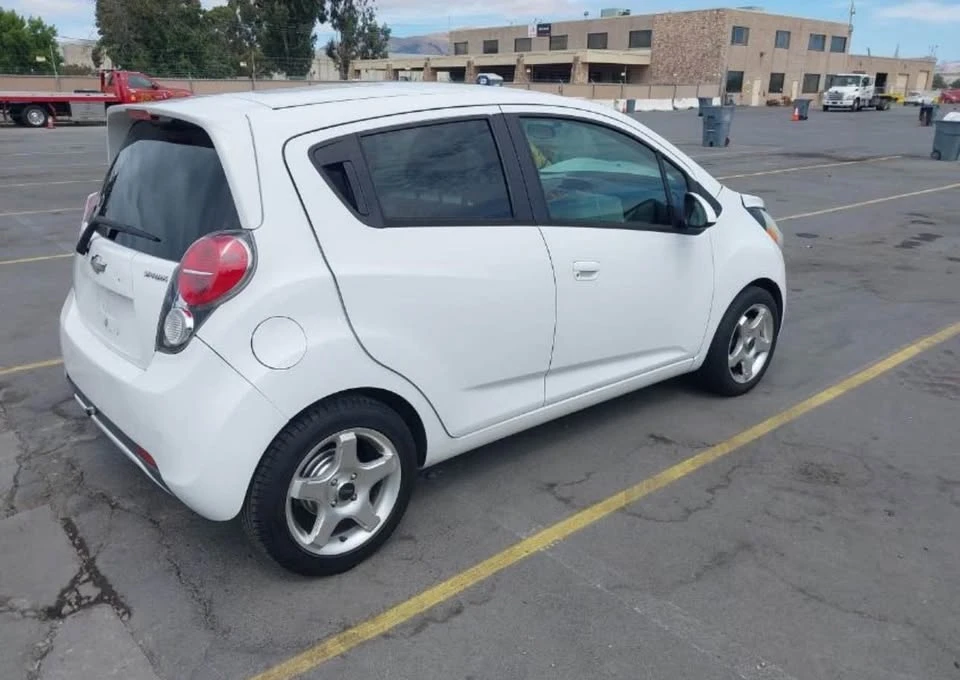 2014 Chevrolet Spark - Image 5 of 8