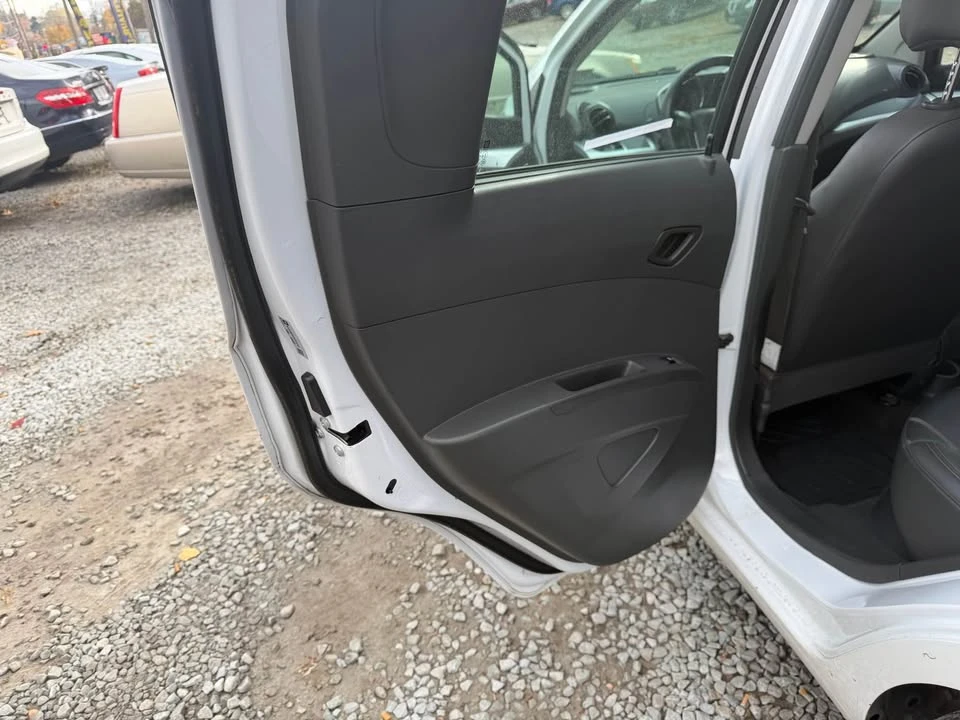 2014 Chevrolet Spark - Image 12 of 16