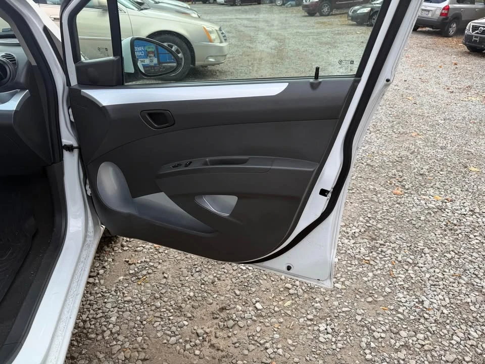 2014 Chevrolet Spark - Image 15 of 16