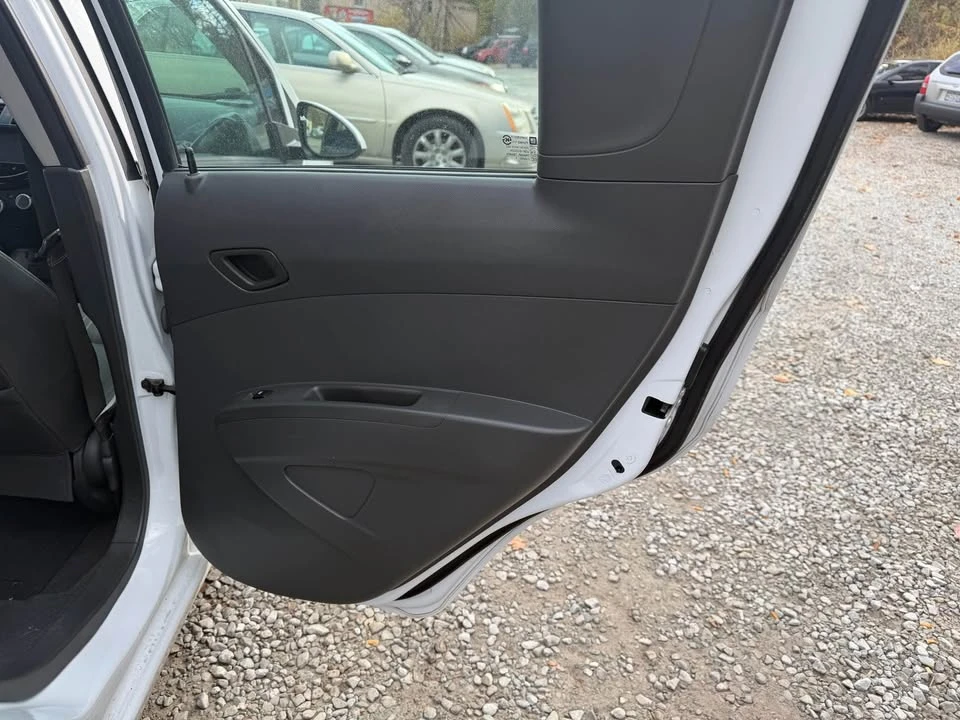 2014 Chevrolet Spark - Image 13 of 16