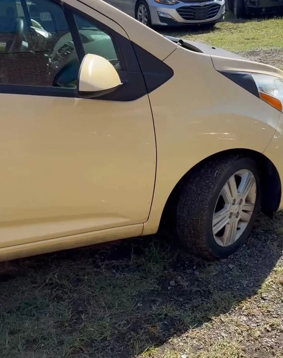 2014 Chevrolet Spark - Image 2 of 6