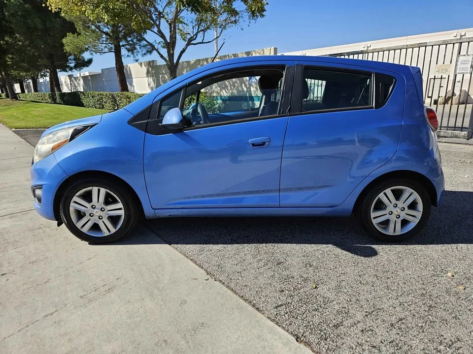 2014 Chevrolet Spark - Image 2 of 17