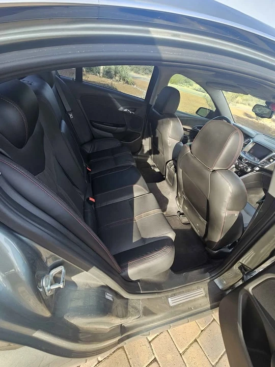 2014 Chevrolet SS - Image 9 of 15