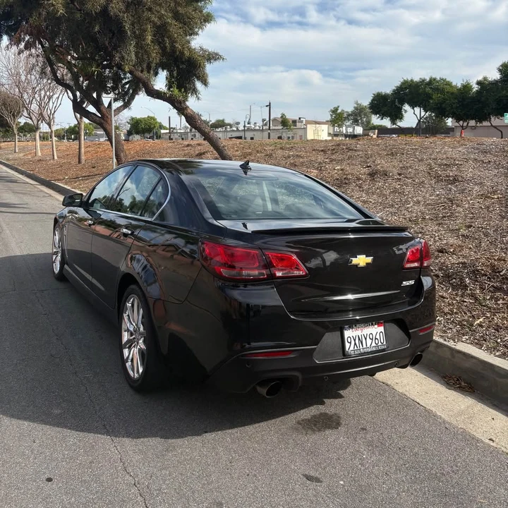 2014 Chevrolet SS - Image 2 of 10