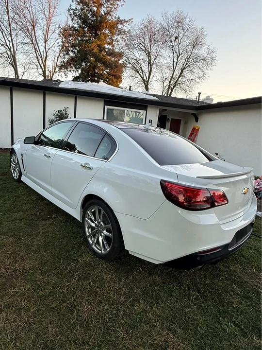 2014 Chevrolet SS - Image 2 of 16