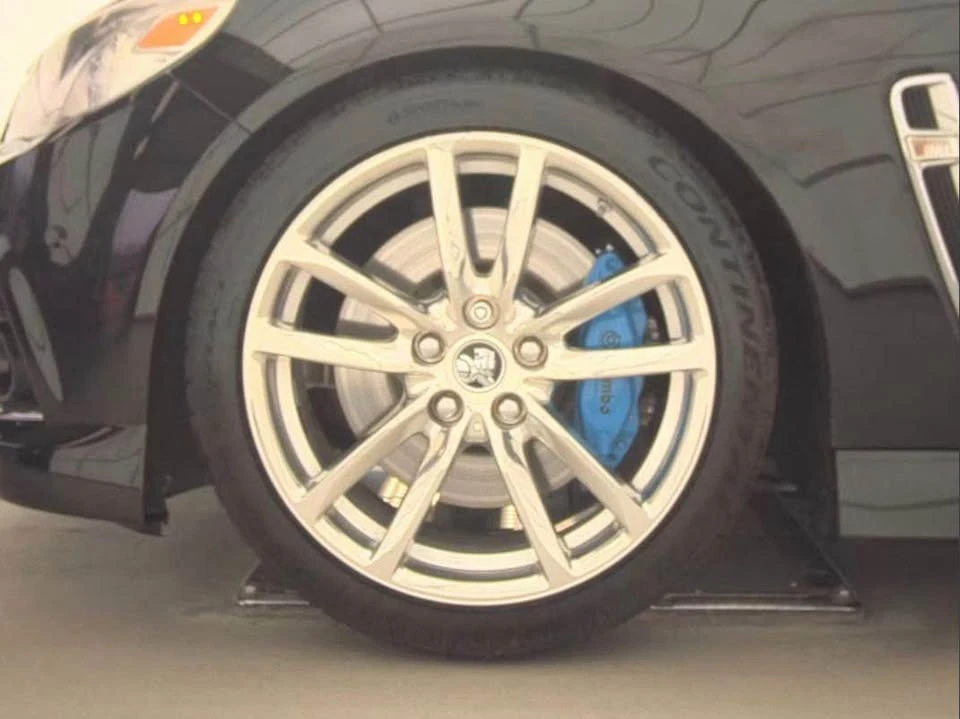 2014 Chevrolet SS - Image 9 of 20