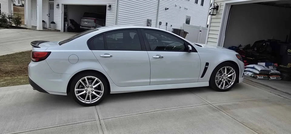 2014 Chevrolet SS - Image 2 of 14