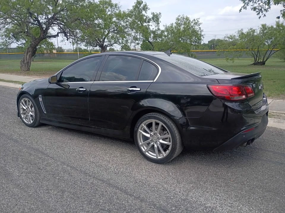 2014 Chevrolet SS - Image 2 of 19