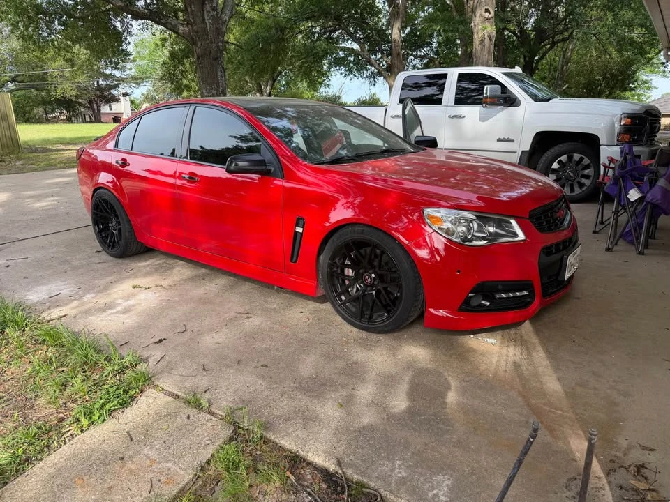 2014 Chevrolet SS - Image 2 of 12