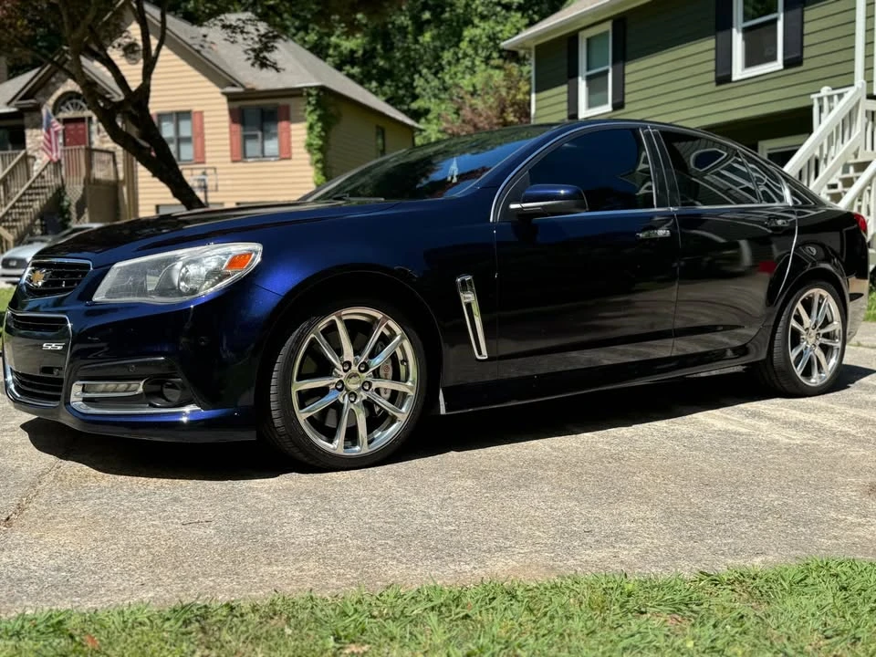 2014 Chevrolet SS - Image 2 of 11