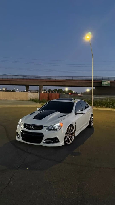 2014 Chevrolet SS - Image 2 of 5