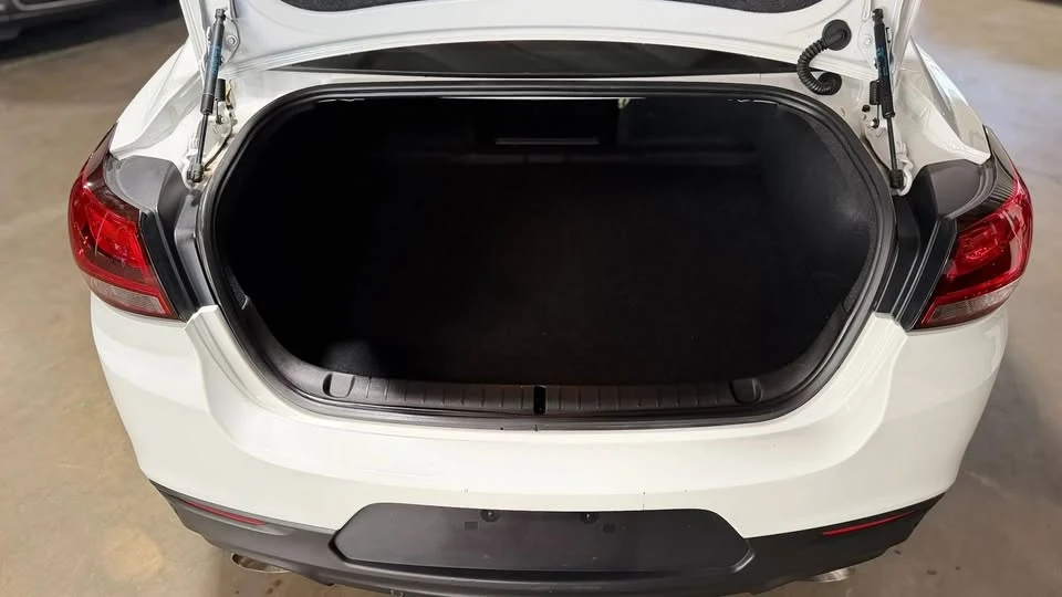 2014 Chevrolet SS - Image 19 of 20