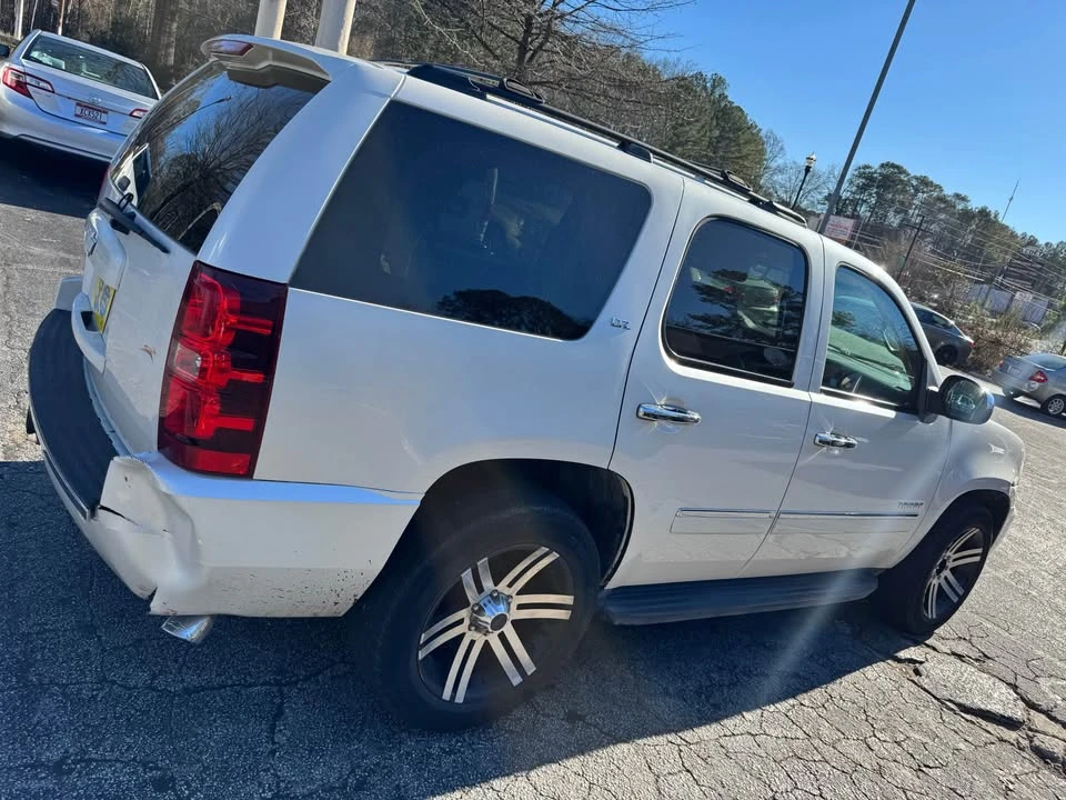 2014 Chevrolet Tahoe 3rd Gen - Image 3 of 9