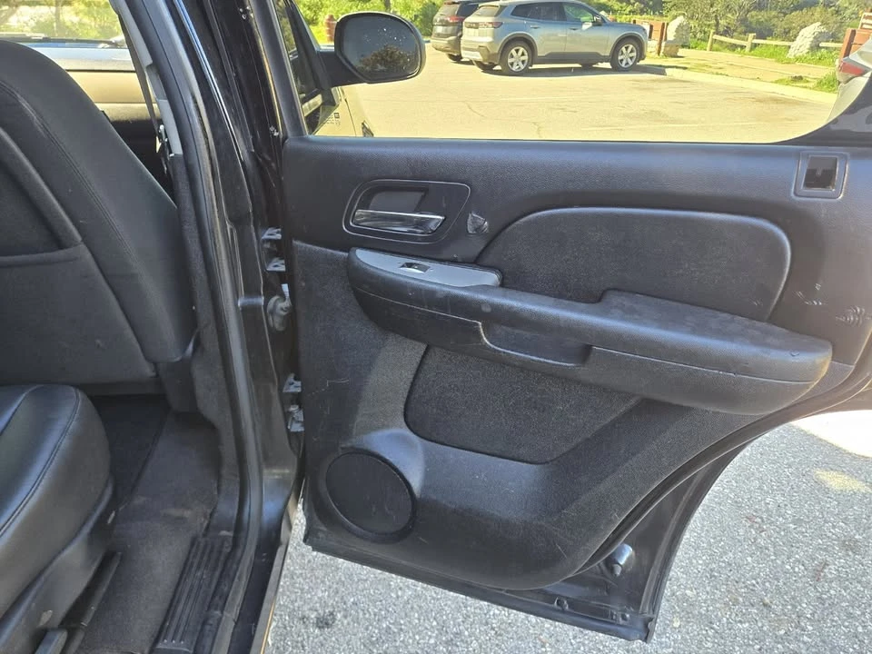 2014 Chevrolet Tahoe 3rd Gen - Image 12 of 16