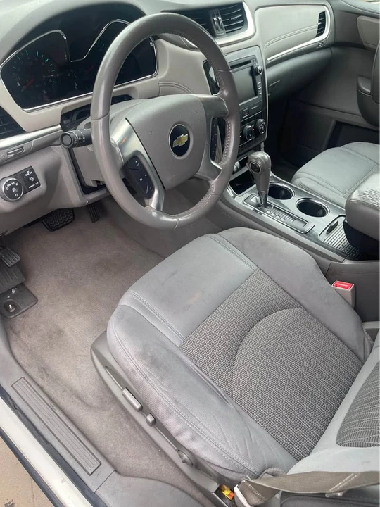 2014 Chevrolet Traverse - Image 3 of 3