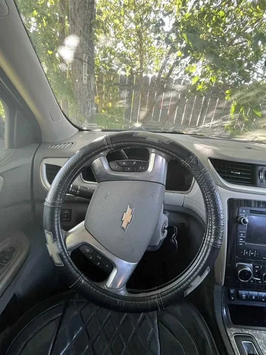 2014 Chevrolet Traverse - Image 4 of 7