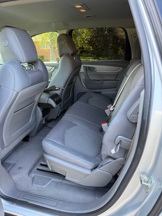 2014 Chevrolet Traverse - Image 7 of 16