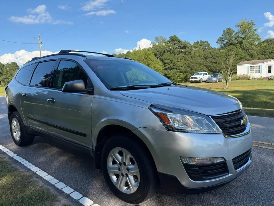 2014 Chevrolet Traverse - Image 11 of 16