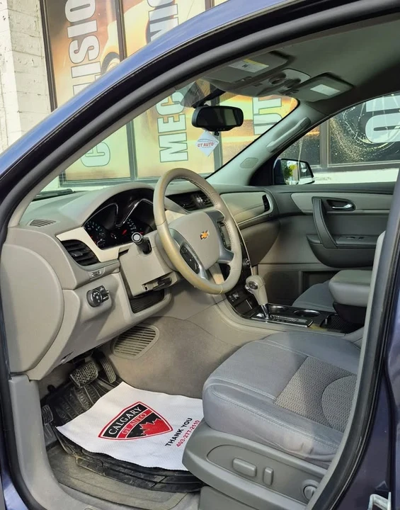 2014 Chevrolet Traverse - Image 7 of 16