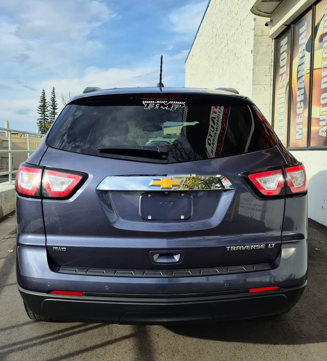 2014 Chevrolet Traverse - Image 5 of 14